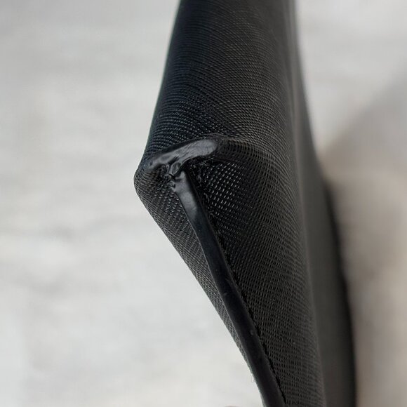 Calvin Klein Black Faux Saffiano Leather Zip Wristlet Clutch Wallet EUC - Picture 9 of 16